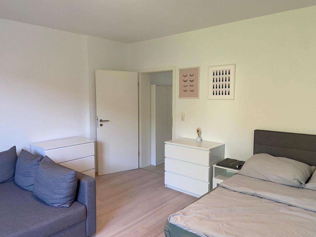Apartment With Balcony קלן מראה חיצוני תמונה